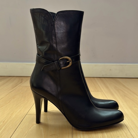 NWOB Charles David Leather Buckle Ankle Boots, Made in Italy, Size 7.5 - Picture 3 of 8